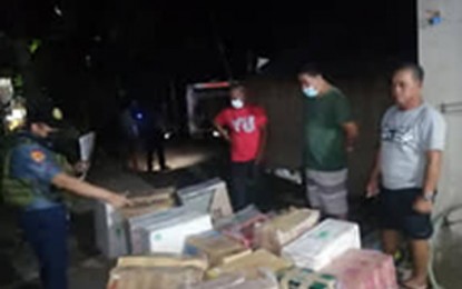 Couple Yields P M Smuggled Cigarettes In Zambo Sur Philippine