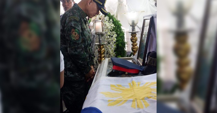 PNP Chief Visits Wake Of Slain Cop In Aurora | Philippine News Agency