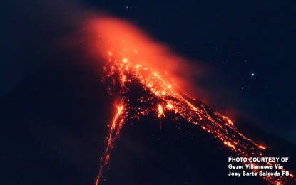 <p>Mayon Volcano<em> (File photo) </em></p>