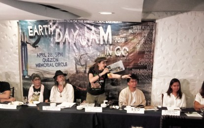 <p><strong>EARTH DAY JAM 2018.</strong> (From left) LA Rapper Aw Day P, GAIA Awards Sculptor Agnes Arellano, EDJF Board of Director Billy Bonnevie, Singer and EDJF President Lou Bonnevie, SUD (musician), Office of the Vice Mayor Technical Staff Giana Barata and Environmental Management Specialist Patricia Rose Orante during the press briefing on Monday (April 23). <em>(Photo by Shaina Nicolas, OJT)</em></p>