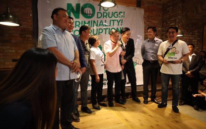 <p class="p1">Special Assistant to the President Bong Go shares a light moment with overseas Filipino workers during a meet-and-greet event in Seoul, South Korea on Sunday (June 3, 2018.) Also in photo are Presidential Spokesperson Harry Roque, broadcaster Ramon Tulfo and Korean celebrity Ryan Bang. <em>(OP photo)</em></p>
