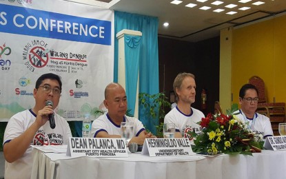 <p><strong>8TH ASEAN DENGUE DAY:</strong> (From left) Dr. Dean Palanca, Assistant City Health Officer of Puerto Princesa; Health Undersecretary Herminigildo Valle; Dr. Guido Aurel Weiler, WHO Country Representative; and Dr. Mario Baquilod, OIC-Director IV, DOH Regional Office IV-B during a press conference in Puerto Princesa for the commemoration of the 8th ASEAN Dengue Day on Thursday (June 14, 2018). <em>(Photo by RTR)</em></p>