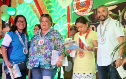 Villar graces Dapitan’s festival, sees rice sufficiency in 3 years