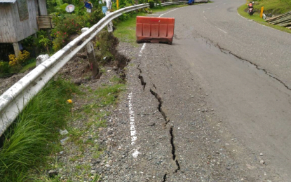 <p><strong>CRACKED.</strong> A road slip and depression was monitored along Iloilo-Antique Road in Lindero, Hamtic town as a result of the continuous downpour due to the southwest monsoon and Tropical Depression Henry on Monday (July 16,2018).  <em>(Photo courtesy of DPWH 6)</em></p>