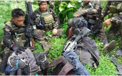 <p><strong>BATANGAS CLASH</strong>. Troops of the 1st Infantry Battalion (1IB) conduct their successful military offensives against members of the New People’s Army (NPA) communist terrorist group shortly before noon on Monday (July 30, 2018) in Sitio Coloconto, Barangay Bulsa in San Juan, Batangas. Major General Rhoderick M. Parayno, Commander of the 2nd Infantry “Jungle Fighter” Division (2ID), Philippine Army, lauded the efforts of the troops as their combat operations have preempted the NPA attacks on the Bulsa military detachment. <em>(Photo courtesy of 2ID-PAO)</em></p>