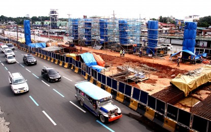 Gov’t recalibrates list of infra projects