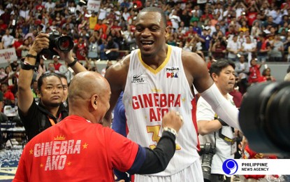 <p>Ginebra import Justin Brownlee <em>(PNA file photo)</em></p>