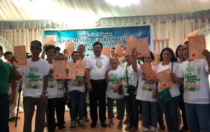 Nearly 1K hectares awarded to Leyte farmers | Philippine News Agency