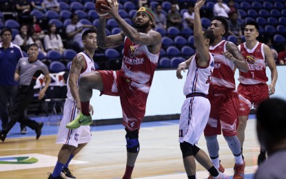 <p><strong>PHELPS DROPS 50 POINTS.</strong> Eugene Phelps leads the Phoenix Fuel Masters' charge in a 113-107 win against Columbian Dyip in the first midweek action of the PBA Governors' Cup at the Smart Araneta Coliseum in Quezon City on Wednesday night (August 22, 2018).<em> (Photo courtesy of PBA Media Bureau)</em></p>