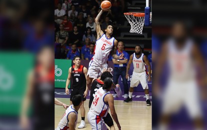 <p><strong>SLAM</strong>. Jordan Clarkson dunks the ball during the basketball match against Japan at the 2018 Asian Games held at GBK Basketball Hall in Jakarta, Indonesia on Tuesday night. Gilas Pilipinas won, 113-80. <em>(PSC pool photo)</em></p>