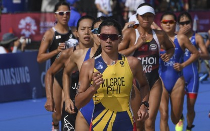 <p>BEST EFFORT. Filipino-American triathlete Kim Kilgroes competes at the 18th Asian Games in Palembang, Indonesia on Friday. Kilgroe finished ninth.<em> (Photo by courtesy of INASGOC)</em></p>