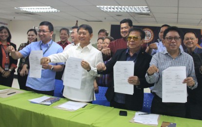 <p>The DILG, headed by Secretary Eduardo Año, has been tasked by President Rodrigo Duterte to spearhead the public awareness campaign for federalism and has been visiting the regions to showcase the draft federal Constitution of the Consultative Committee.<em> (PNA Photo by Jess Escaros Jr.) </em></p>