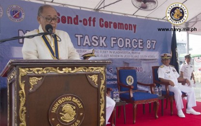 <p>Foreign Affairs Undersecretary Ernesto Abella graces the send-off ceremony of Philippine Navy officers and personnel to Russia. <em>(Photo courtesy of Navy Public Affairs Office)</em></p>