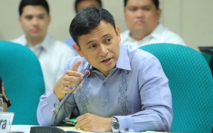 <p>Senator Juan Edgardo “Sonny” Angara <em>(File photo)</em></p>