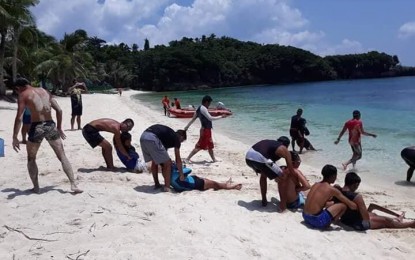 <p><strong>LIFEGUARDS ON TRAINING.</strong> The Philippine Coast Guard trains Boracay lifeguards to prepare for the reopening of the island this October 26.<em> (Photo courtesy of Metro Boracay Police Task Force)</em></p>
