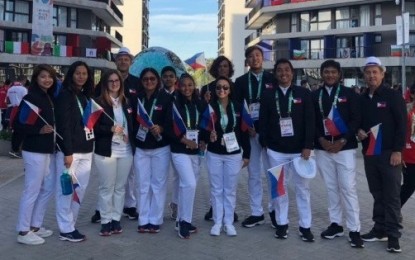 <p><strong>TEAM PHILIPPINES.</strong> A group shot of the Filipino athletes and officials during the opening ceremony on Saturday. <em>(Contributed photo)</em></p>