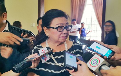 <p><strong>GUBERNATORIAL BET.</strong> Vice Governor Agnes Magpale, interviewed by reporters in this file photo, will be running for Cebu governor in the May 2019 midterm elections.<em> (File photo) </em></p>