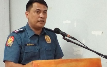 <p><strong>CRIMES DROP DURING MASSKARA FEST.</strong> Senior Supt. Francisco Ebreo, acting director of Bacolod City Police Office, reports on the peace and order situation during the 39<sup>th</sup> MassKara Festival in a press conference on Monday afternoon (October 29, 2019).<em> (Photo by Nanette L. Guadalquiver)</em></p>