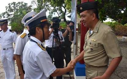<p><strong>PH-VIETNAM 4TH PERSONNEL INTERACTION:</strong> D<span style="text-align: justify;">eputy Commander for Fleet Operations Capt. Carlos Sabarre of the Philippine Navy's Naval Forces West in Palawan welcomes </span><span style="text-align: justify;">Senior Captain </span>Nhuyen<span style="text-align: justify;"> Viet Thuan of the Vietnamese People's Navy in Kalayaan town, West Philippine Sea for the 4th Personnel Interaction on November 10, 2018. <em>(Photo courtesy of Navforwest PAO)</em></span></p>
