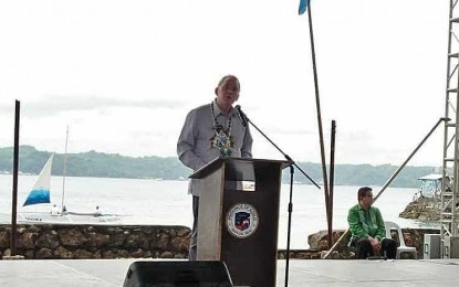 <p><strong>FISH RIGHT PROGRAM.</strong> US Embassy Chief of Mission John Law reassures the commitment of the United States government to work with the Philippine government in promoting sustainable fisheries management and ocean conservation during the launching of the Fish Right program held in Iloilo City on Tuesday, Nov. 20, 2018. <em>(Photo by Pearl G. Lena)</em></p>