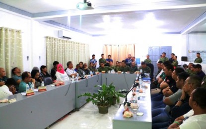 <p><strong>PEACE FORUM.</strong> Major General Cirilito Sobejana, the Army’s 6th Infantry Division commander, discusses the peace efforts and updates in the province of Maguindanao on Wednesday (Nov. 21, 2018) together with mayors from the province’s second district. <em><strong>(Photo by 6th ID)</strong></em></p>
