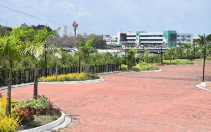 <p><strong>'HALIGI NG DANGAL' AWARDEE.</strong> The Iloilo City Esplanade is cited as "Haligi ng Dangal" awardee for Landscape Architecture category by the National Commission for Culture and the Arts (NCCA) through the National Committee on Architecture and the Allied Arts <em>(Photo by Iloilo City PIO)</em></p>