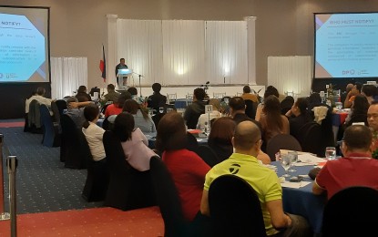 <p><strong>DATA PROTECTION.</strong> National Privacy Commission Complaints and Investigation Division Officer Mubarak Pangandaman discusses with regional executives of government agencies in Central Visayas breach management in cases of security incidents, during the Data Privacy Regional Summit at the Waterfront Hotel in Lahug, Cebu City, Dec. 11, 2018. <em>(Photo by John Rey Saavedra)</em></p>