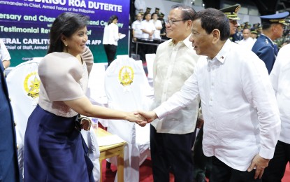 <p>President Rodrigo R. Duterte and Vice President Maria Leonor "Leni" Robredo <em>(Presidential Photo) </em></p>