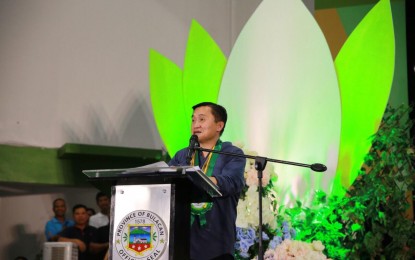 <p><strong>HEALTH ADVOCATE</strong>. Former Special Assistant to the President Christopher Lawrence ‘Bong’ Go delivers his message during the Gawad Galing Kalusugan 2018 awarding ceremony held at the Bulacan Capitol Gymnasium on Tuesday, Dec. 11, 2018. <em>(Photo by Manny Balbin) </em></p>