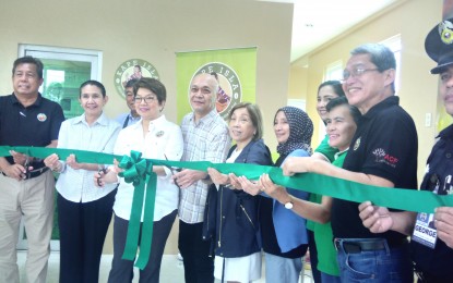 <p><strong><span lang="EN-PH">PCBI Amadeo Office Opening – </span></strong><span lang="EN-PH">The Philippine Coffee Board formally opens its South Luzon </span>field office in Dagatan village of this “coffee capital” town on January 16 with the ceremonial ribbon cutting led by its co-chairperson and President Pacita Juan (4<sup>th</sup> from left) and Department of Trade and Industry (DTI)-Cavite Director Noly Guevarra (5<sup>th</sup> from left), along with the PCBI Board and local officials. <em>(PNA photo by Gladys S. Pino)</em></p>