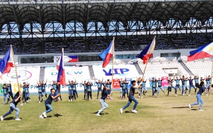 <p><strong>CALL FOR PEACE.</strong> Students of Bulacan State University show their performances during the 'Peace Congress 2019' in the Peace Festival and Grand Launching of Volunteer Individuals for Peace held at the Philippines Sports Stadium in  Ciudad de Victoria , Bocaue, Bulacan on Friday (Feb. 15, 2019).  <em>(Photo by Manny Balbin)</em></p>