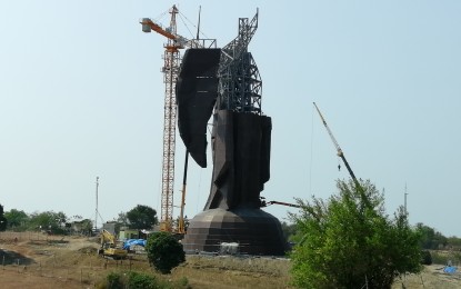 <p>The 51-meter high Saint Vincent Ferrer statue made of bamboos being constructed at barangay Bani in Bayambang, Pangasinan is near completion.  This will be inaugurated on Apr. 5, 2019, in time for the 400th founding anniversary of the St. Vincent Ferrer Parish Church in Bayambang and the 600th year death anniversary of Saint Vincent Ferrer. <em>(Photos by Liwayway Yparraguirre)</em></p>