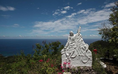 <p>Surip has a station of the cross to cater to devotees and a beach for relaxation. <em>(Photo courtesy of Bani Tourism Office) </em></p>