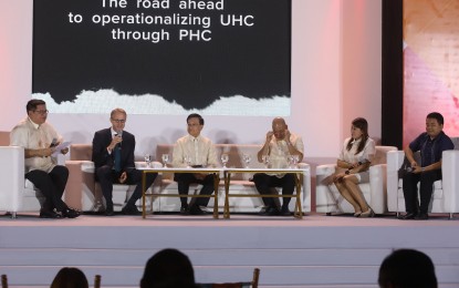 <p><strong>UNIVERSAL HEALTH CARE.</strong> Health officials discuss the implementation of the Universal Health Care during a forum at the Palacio de Maynila in Malate, Manila on Monday (April 8, 2019). The panel consists of (from left) Department of Health (DOH) Assistant Secretary Dr. Lyndon Lee Suy; World Health Organization Representative to the Philippines Dr. Gundo Weiler; DOH Undersecretary Mario Villaverde; Ruben John Basa, Executive Vice President and Chief Operating Officer for Enrollment to PhilHealth/Primary Health Care Financing; Dr.Hilda Bucu, Municipal Health Officer of Noveleta, Cavite; and Mr. Ralph Degollacion  of Health Justice Philippines. <em>(PNA photo by Avito C. Dalan)</em></p>