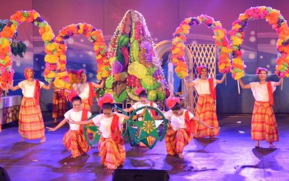 <p><strong>CHAMPIONS.</strong> The performers of Murcia’s Tinabuay Festival win in the Best of Festival Dances competition of the 26<sup>th</sup> Panaad sa Negros held at Panaad Park and Stadium in Bacolod City on Monday night ( April 8, 2019). The 26th Panaad sa Negros will run until April 14 in Bacolod City. <em> (Photo courtesy of Negros Occidental Capitol PIO) </em></p>