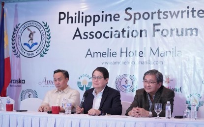 <p>Philippine Olympic Committee officials led by their president Ricky Vargas (center) grace the Philippine Sportswriters Association (PSA) Forum at the Amelie Hotel-Manila on Tuesday (April 9, 2019). Vargas was accompanied by POC chairman Abraham Tolentino (left) and communications director Ed Picson.  <em>(Photo courtesy of PSA) </em></p>