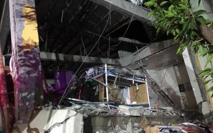<p>The four-storey building which houses the Chuzon Supermarket in Porac, Pampanga that was damaged by the 6.1-magnitude earthquake that hit some parts in Luzon on Monday, April 22, 2019. <em>(Photo by Marna Dagumboy-del Rosario)</em></p>