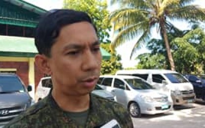 <p><strong>SOLDIERS POSTED.</strong> Brig. Gen. Benedict Arevalo, commander of the 303rd Infantry Brigade (IB) in Negros island, says on Thursday (May 2, 2016) the situation of Moises Padilla town in Negros Occidental has 'normalized' following the deployment of soldiers in the area on Saturday. Moises Padilla town was recommended to be put under the Commission on Elections control of the Regional Joint Security Control Center in Western Visayas for intense political rivalry and presence of lawless elements in town. <em>(PNA photo by Gail Momblan)</em></p>
<p> </p>