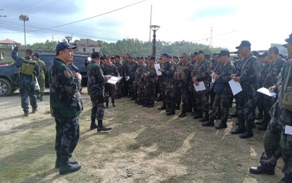 <p><strong>AREA OF CONCERN.</strong> Policemen assigned in Calbayog City prepare for deployment in this photo taken on May 8. Calbayog City is one of the areas of grave concern in Samar Island due to intense political rivalry and presence of private armies. <em>(Photo by Calbayog City police) </em></p>