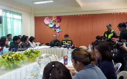 <p><strong>SECURITY UPDATES.</strong> (L-R) Davao City Police Office (DCPO) director, Colonel Alexander Tagum, and Brig. General Marcelo Morales, Police Regional Office director, hold a press conferecnce at Daniel Aguinaldo National High School to brief the members of the media on the security situation in Davao Region. <em><strong>(PNA photo by Lilian C Mellejor)</strong></em></p>