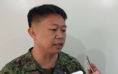 <p><strong>WARNING TO NPA-SUPPORTERS.</strong> Lt. Col. Joel Benedict Batara, commander of the 61st Infantry Battalion (IB) of the Philippine Army (PA), warns on Thursday (May 30, 2019) that charges can be filed against elected officials who continue to support the New People's Army. He said 15 out of the 37 politicians, who were monitored to back the NPAs, secured government posts in the recent May 13 elections. <em>(File photo)</em></p>