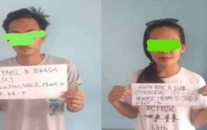 <p><strong>REBEL RETURNEES.</strong> New People's Army (NPA) team leader (L) and a medical officer in Panay surrendered to the Philippine Army's 61st Infantry Battalion (IB) on Thursday (June 6, 2019). The false promises of the NPA rebels push its members to return to the fold of the law, according to Lt. Col. Joel Benedict Batara, commander of the 61st IB. <em> (Photo courtesy of 3ID Public Affairs Office)</em></p>