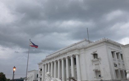 <p><strong>QUARANTINE STATUS.</strong> The Leyte provincial capitol in Tacloban City. Leyte Governor Leopoldo Dominico Petilla on Tuesday (July 7, 2020) says they are optimistic the National Inter-Agency Task Force for the Management of Emerging Infectious Diseases will grant their appeal to downgrade the quarantine status in the province. <em>(PNA file photo)</em></p>