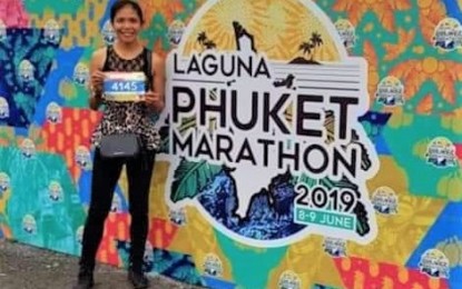 <p><strong>BUSTED SHOELACE</strong>. Despite a busted shoelace, former Southeast Asian Games marathon queen Christabel Martes finished third in the 21K run of the Laguna Phuket Marathon in Thailand Sunday (June 9, 2019) where some 9,000 runners joined. There were 1,961 female runners. <em>(Photo from FB of Christabel Martes) </em></p>