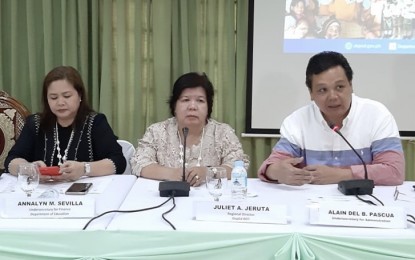 <p><strong>PLAN FOR NEW SCHOOL BUILDINGS.</strong> Department of Education (DepEd) Undersecretary for Administration Alain Del Pascua (right) explains to the Cebu media the 'last mile schools' program of the department, during a press briefing on Thursday (June 13, 2019) at DepEd Ecotech Center in Lahug, Cebu City as DepEd Undersecretary for Finance Annalyn Sevilla (left) and Deped Regional Director Juliet Jeruta listen. Usec. Pascua said the 'last mile schools' program intends to tap local communities in the construction and rehabilitation of school-buildings in remote places in the country. <em>(Photo by John Rey Saavedra)</em></p>