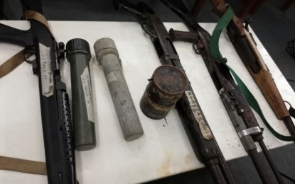 <p><strong>REBELS’ GUNS.</strong> The firearms surrendered by former New People’s Army members in central Negros turned over by the Philippine Army’s 62<sup>nd</sup> Infantry Battalion to the Department of the Interior and Local Government and the Philippine National Police in Negros Occidental on Wednesday (June 19, 2019). These will be checked to determine if the firearms can still be used and subjected to cost valuation. <em>(PNA photo by Nanette L. Guadalquiver)</em></p>