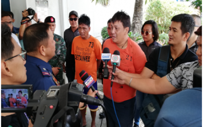 <p><strong>NABBED.</strong> Two illegal drug suspects who were arrested in a drug-bust operation were presented to the media in a press conference at the PRO4 headquarters, in Camp Gen. Vicente Lim, Calamba City on June 20, 2019. Cases have been filed against the suspects for violation of Republic Act 9165 or the Comprehensive Dangerous Drugs Act.  <em>(Photo by Saul E. Pa-a)</em></p>