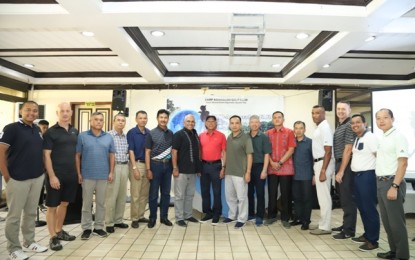 <p><strong>SPORTS DIPLOMACY. </strong>Secretary of National Defense Delfin N. Lorenzana (center) poses for a photo with the members of the diplomatic corpsat the DND – Ambassadors – FAFA Fellowship Golf, a form of ‘sports diplomacy’ to strengthen camaraderie between the defense officials and the diplomatic community. <em>(Photo courtesy: DND Public Affairs Service)</em></p>