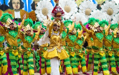 <p><strong>CANCELED.</strong> Performers of Pasaka Festival of Tanauan, Leyte who won the Pintados-Kasadyaan Festival in Tacloban City in this June 27, 2019 photo. The provincial government of Leyte on Thursday (May 28, 2020) canceled all events related to the region’s grandest annual festival due to threats of coronavirus disease 2019. <em>(PNA photo by Roel Amazona)</em></p>