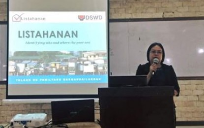<p><strong>HIRING LISTAHANAN WORKERS.</strong> Fe Gencianeo, Department of Social Welfare and Development 6's regional field coordinator on Listahanan, says on Tuesday (July 9, 2019) the regional office needs around 3, 000 workers for the third round of Listahanan program. Listahanan will identify poor households in the region that will be given priority as beneficiaries of the government programs. (Photo courtesy of DSWD 6)</p>